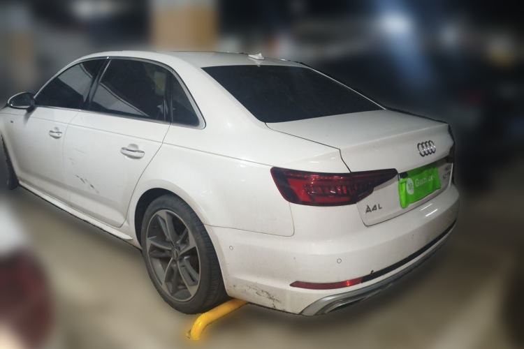 Used Audi A4L 2019 40 TFSI Fashion Edition China VI Emission Standard Rear Left 45 Deg