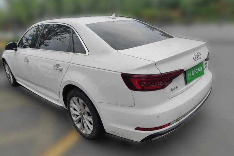 Used Audi A4L 2019 40 TFSI Ambition China VI Rear Left 45 Deg