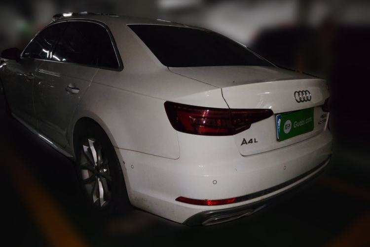 Used Audi A4L 2019 40 TFSI Fashion Edition China VI Emission Standard Rear Left 45 Deg
