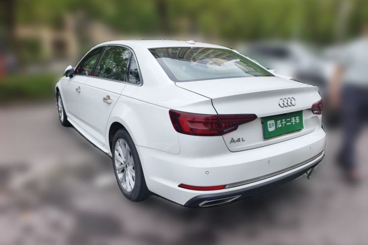 Used Audi A4L 2019 40 TFSI Ambition China VI Rear Left 45 Deg
