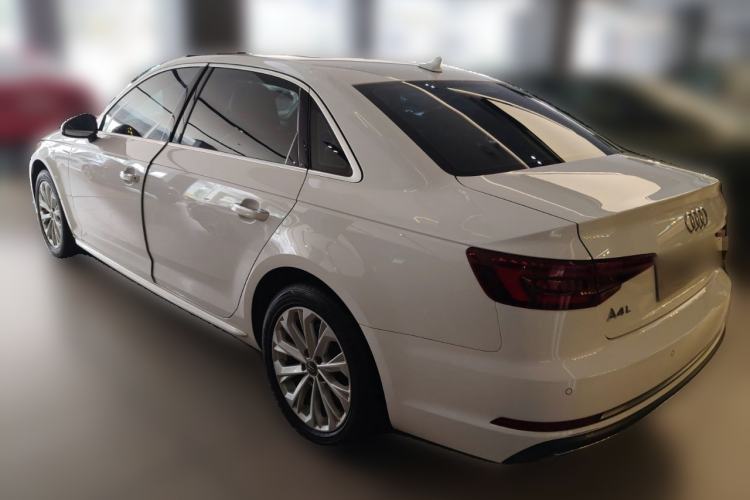Used Audi A4L 2019 40 TFSI Ambition China VI Rear Left 45 Deg
