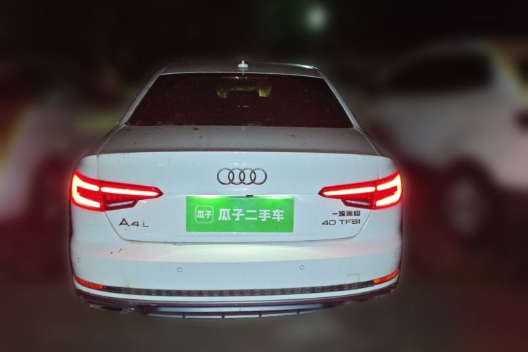 Used Audi A4L 2019 40 TFSI Fashion Edition China VI Emission Standard Rear