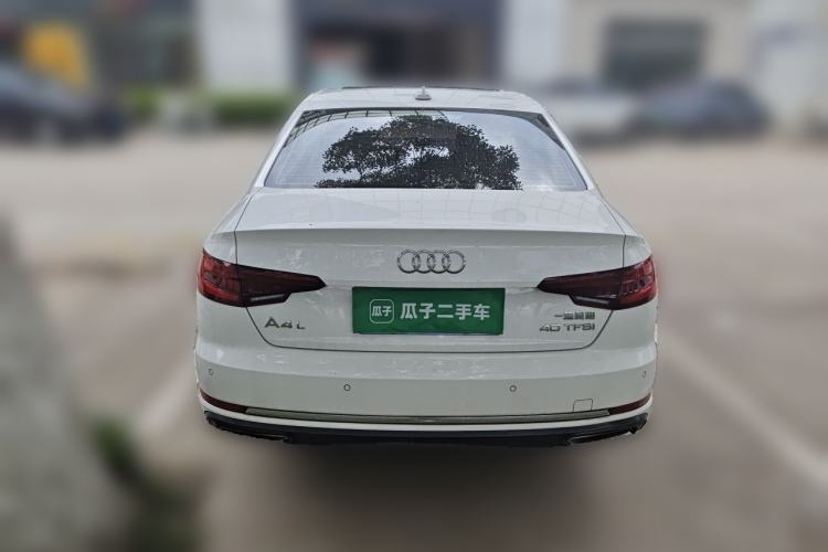 Used Audi A4L 2019 40 TFSI Ambition China VI Rear