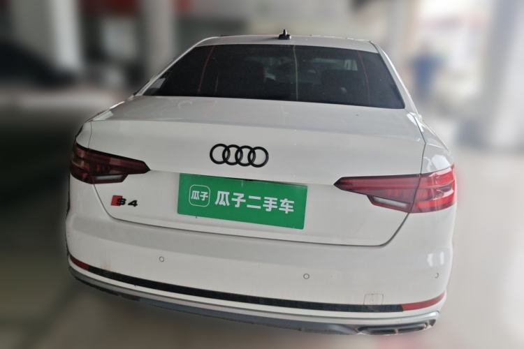 Used Audi A4L 2019 40 TFSI Fashion Edition China VI Emission Standard Rear