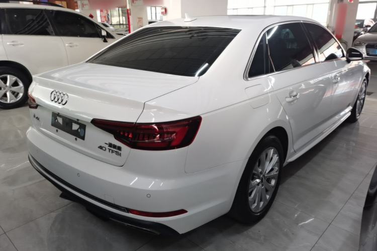 Used Audi A4L 2019 40 TFSI Ambition China VI Rear Right 45 Deg