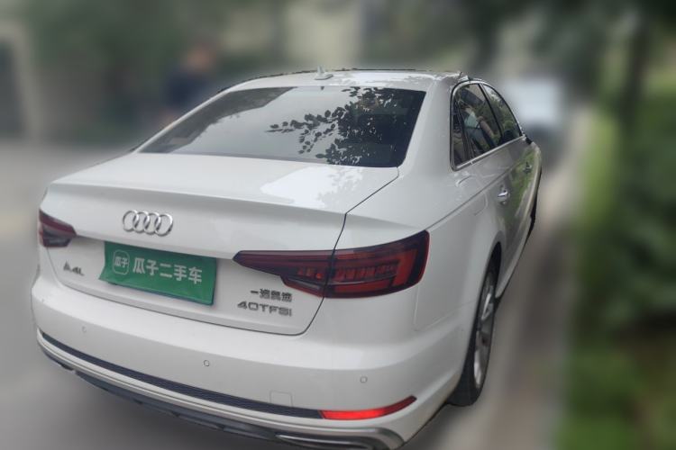 Used Audi A4L 2019 40 TFSI Fashion Edition China VI Emission Standard Rear Right 45 Deg