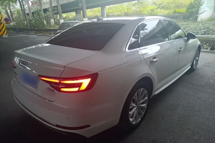 Used Audi A4L 2019 40 TFSI Ambition China VI Rear Right 45 Deg