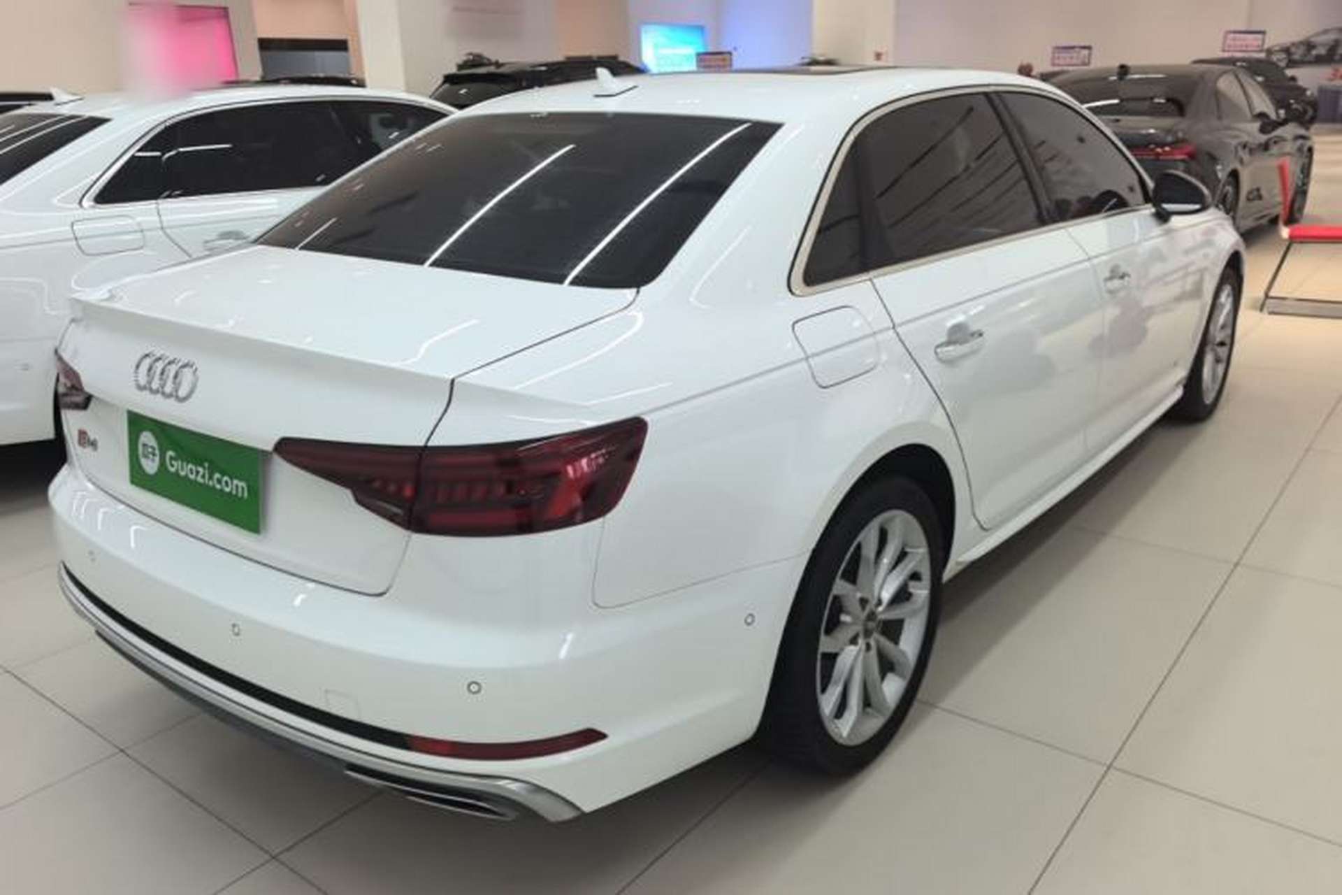 Used Audi A4L 2019 40 TFSI Fashion Edition China VI Emission Standard Rear Right 45 Deg