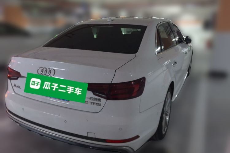 Used Audi A4L 2019 40 TFSI Fashion Edition China VI Emission Standard Rear Right 45 Deg