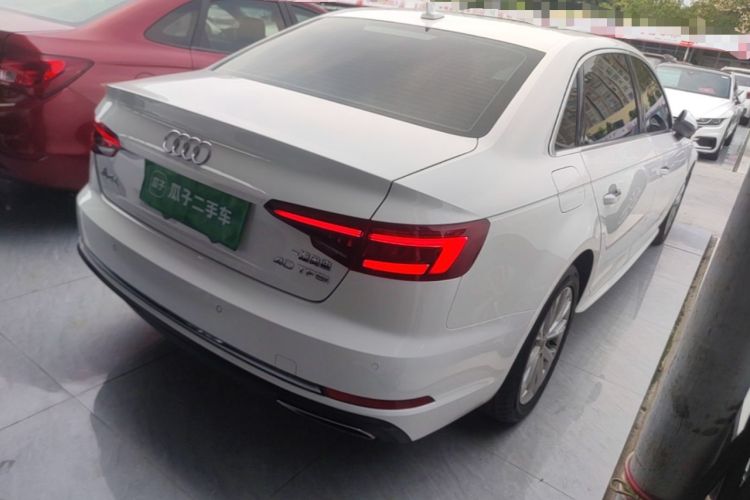 Used Audi A4L 2019 40 TFSI Ambition China VI Rear Right 45 Deg