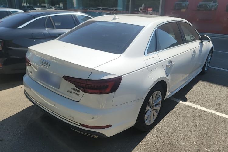 Used Audi A4L 2019 40 TFSI Ambition China VI Rear Right 45 Deg