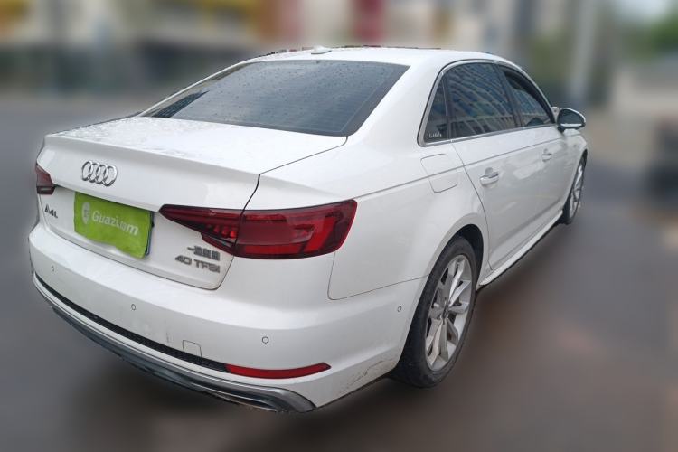 Used Audi A4L 2019 40 TFSI Fashion Edition China VI Emission Standard Rear Right 45 Deg