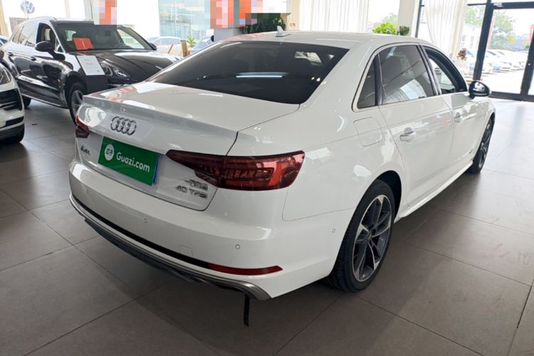 Used Audi A4L 2019 40 TFSI Fashion Edition China VI Emission Standard Rear Right 45 Deg