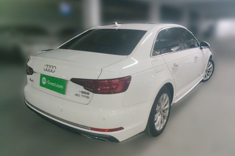 Used Audi A4L 2019 40 TFSI Ambition China VI Rear Right 45 Deg