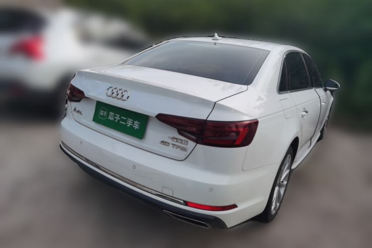 Used Audi A4L 2019 40 TFSI Ambition China VI Rear Right 45 Deg