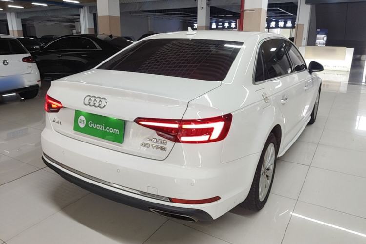 Used Audi A4L 2019 40 TFSI Ambition China VI Rear Right 45 Deg