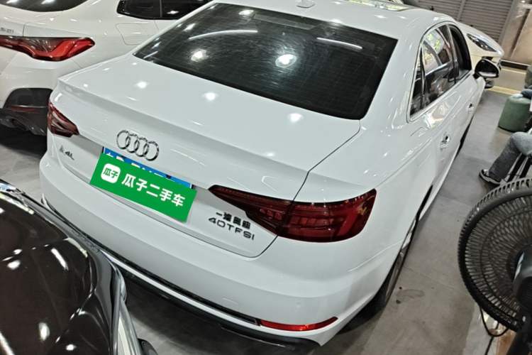 Used Audi A4L 2019 40 TFSI Ambition China VI Rear Right 45 Deg