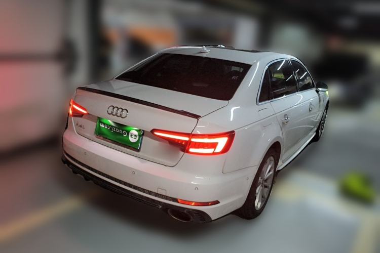 Used Audi A4L 2019 40 TFSI Fashion Edition China VI Emission Standard Rear Right 45 Deg
