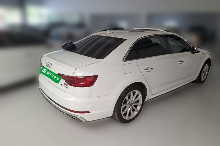 Used Audi A4L 2019 40 TFSI Fashion Edition China VI Emission Standard Rear Right 45 Deg