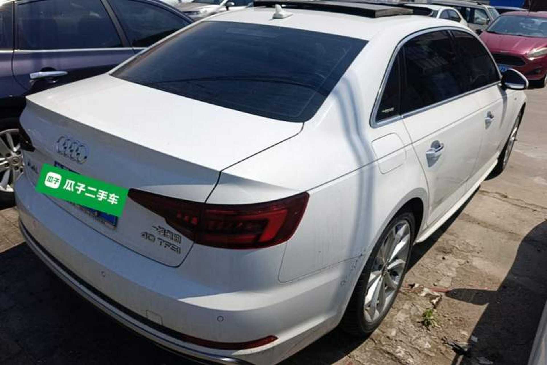 Used Audi A4L 2019 40 TFSI Fashion Edition China VI Emission Standard Rear Right 45 Deg
