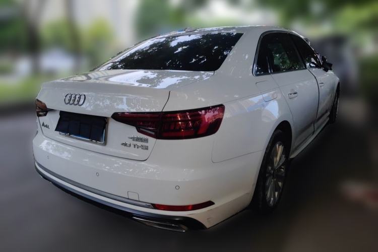 Used Audi A4L 2019 40 TFSI Ambition China VI Rear Right 45 Deg