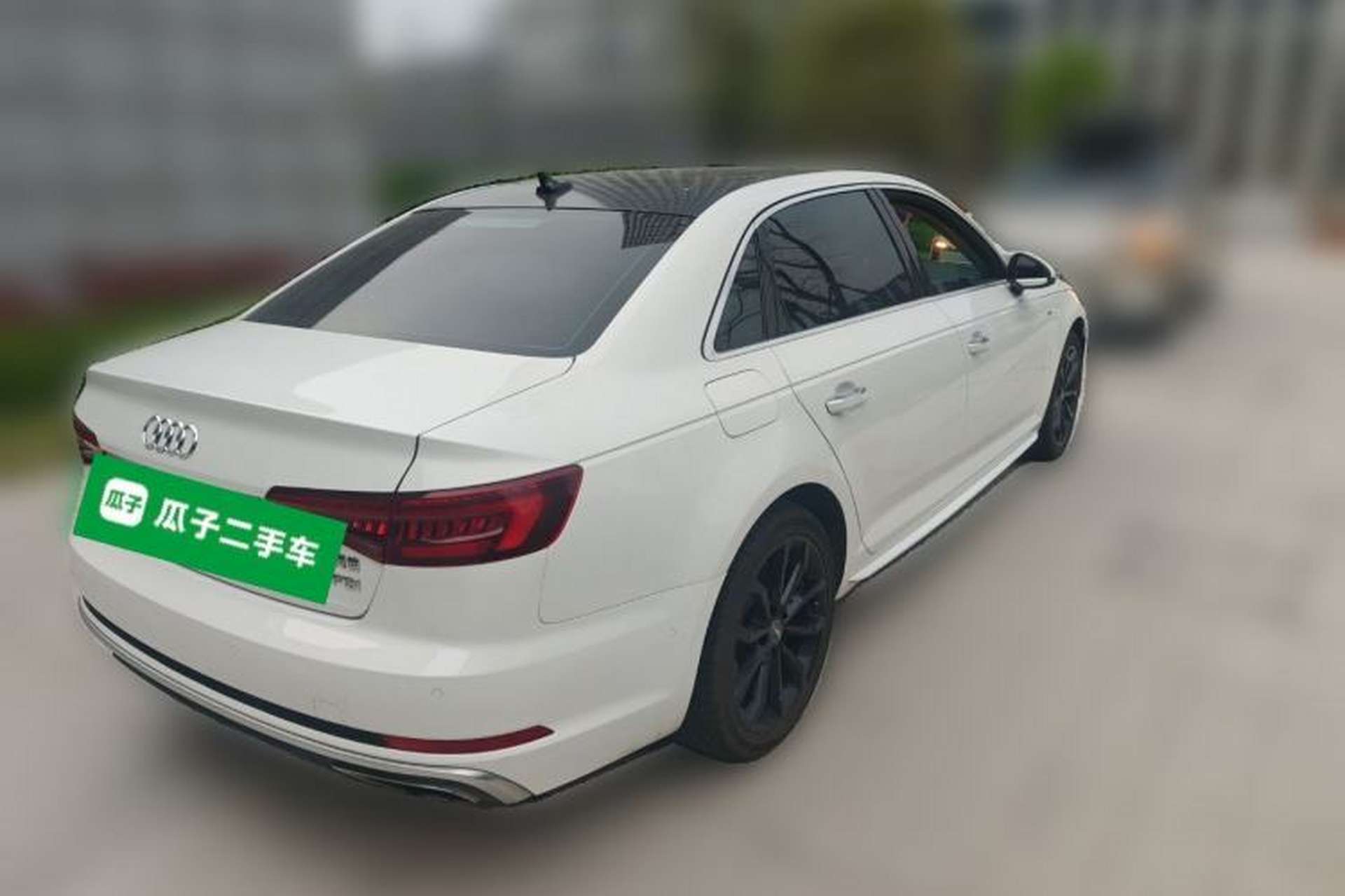 Used Audi A4L 2019 40 TFSI Fashion Edition China VI Emission Standard Rear Right 45 Deg