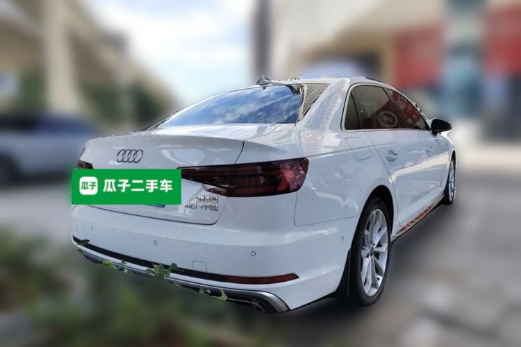 Used Audi A4L 2019 40 TFSI Fashion Edition China VI Emission Standard Rear Right 45 Deg
