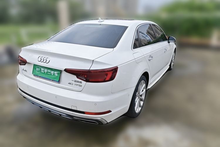 Used Audi A4L 2019 40 TFSI Fashion Edition China VI Emission Standard Rear Right 45 Deg