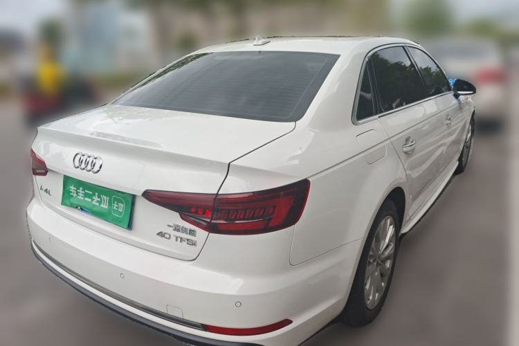 Used Audi A4L 2019 40 TFSI Ambition China VI Rear Right 45 Deg