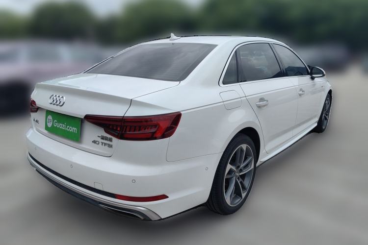 Used Audi A4L 2019 40 TFSI Fashion Edition China VI Emission Standard Rear Right 45 Deg
