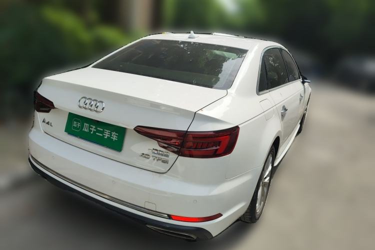 Used Audi A4L 2019 40 TFSI Ambition China VI Rear Right 45 Deg