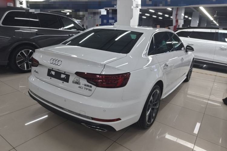Used Audi A4L 2019 40 TFSI Ambition China VI Rear Right 45 Deg