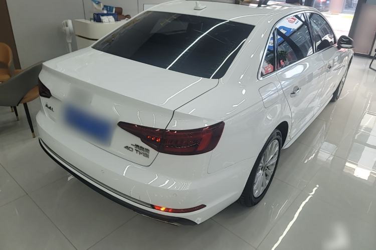 Used Audi A4L 2019 40 TFSI Ambition China VI Rear Right 45 Deg
