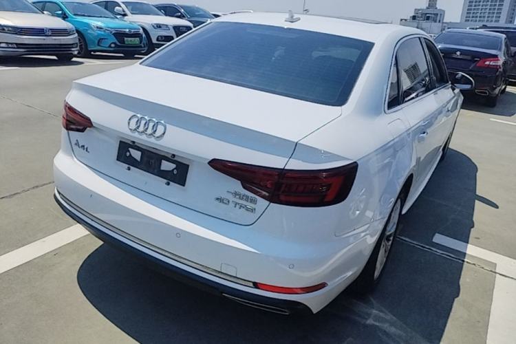 Used Audi A4L 2019 40 TFSI Ambition China VI Rear Right 45 Deg