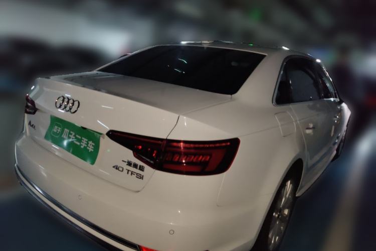 Used Audi A4L 2019 40 TFSI Ambition China VI Rear Right 45 Deg