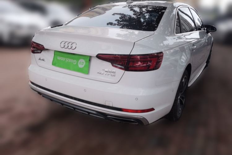 Used Audi A4L 2019 40 TFSI Fashion Edition China VI Emission Standard Rear Right 45 Deg