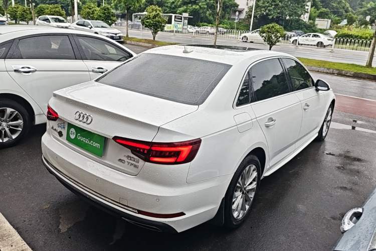 Used Audi A4L 2019 40 TFSI Ambition China VI Rear Right 45 Deg