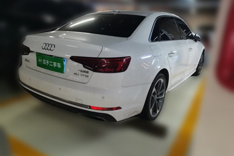 Used Audi A4L 2019 40 TFSI Ambition China VI Rear Right 45 Deg
