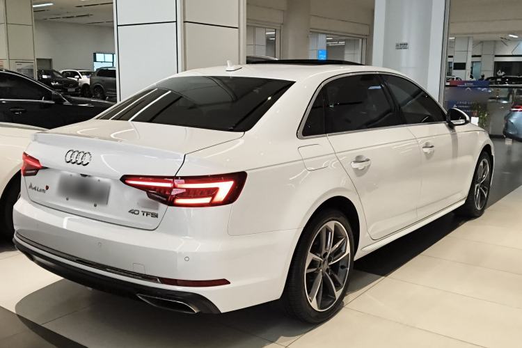 Used Audi A4L 2019 40 TFSI Ambition China VI Rear Right 45 Deg