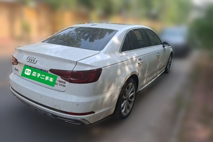 Used Audi A4L 2019 40 TFSI Fashion Edition China VI Emission Standard Rear Right 45 Deg