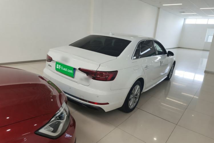 Used Audi A4L 2019 40 TFSI Ambition China VI Rear Right 45 Deg