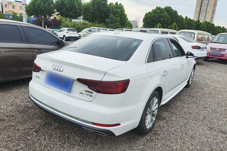 Used Audi A4L 2019 40 TFSI Ambition China VI Rear Right 45 Deg