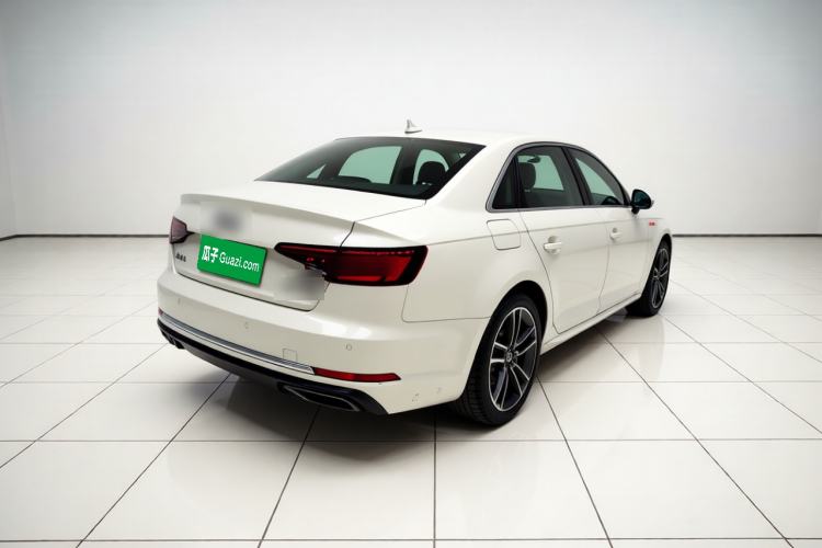 Used Audi A4L 2019 40 TFSI Ambition China VI Rear Right 45 Deg