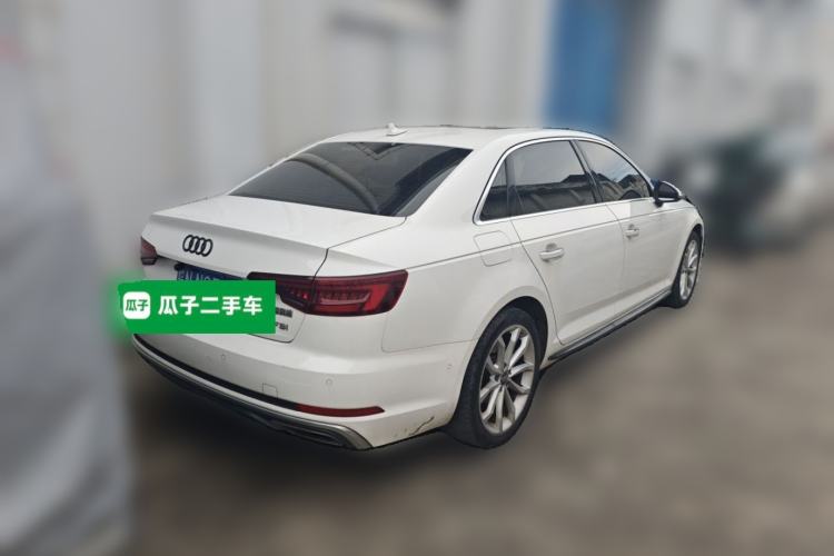 Used Audi A4L 2019 40 TFSI Fashion Edition China VI Emission Standard Rear Right 45 Deg