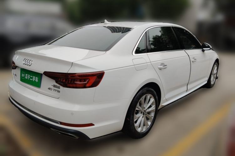 Used Audi A4L 2019 40 TFSI Ambition China VI Rear Right 45 Deg