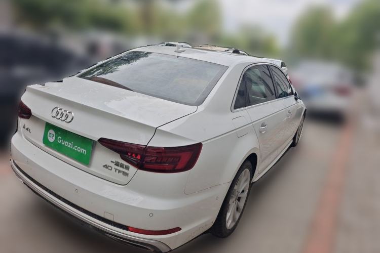 Used Audi A4L 2019 40 TFSI Fashion Edition China VI Emission Standard Rear Right 45 Deg