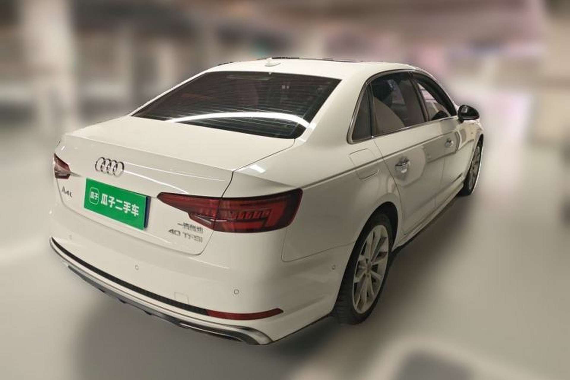 Used Audi A4L 2019 40 TFSI Fashion Edition China VI Emission Standard Rear Right 45 Deg