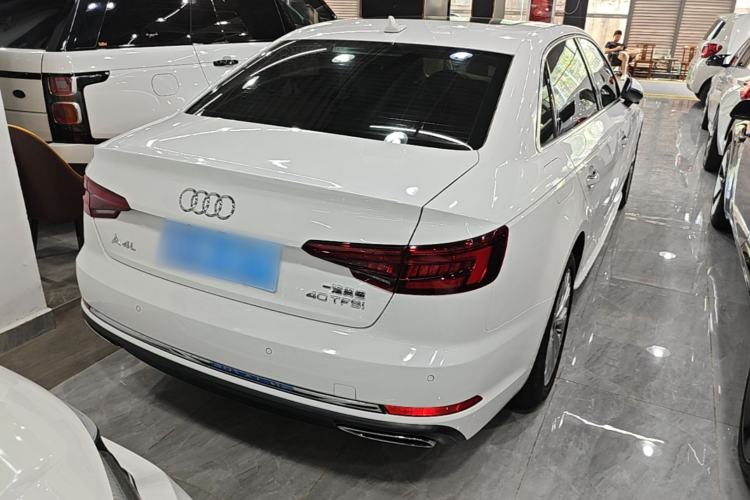 Used Audi A4L 2019 40 TFSI Ambition China VI Rear Right 45 Deg