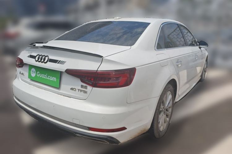 Used Audi A4L 2019 40 TFSI Ambition China VI Rear Right 45 Deg