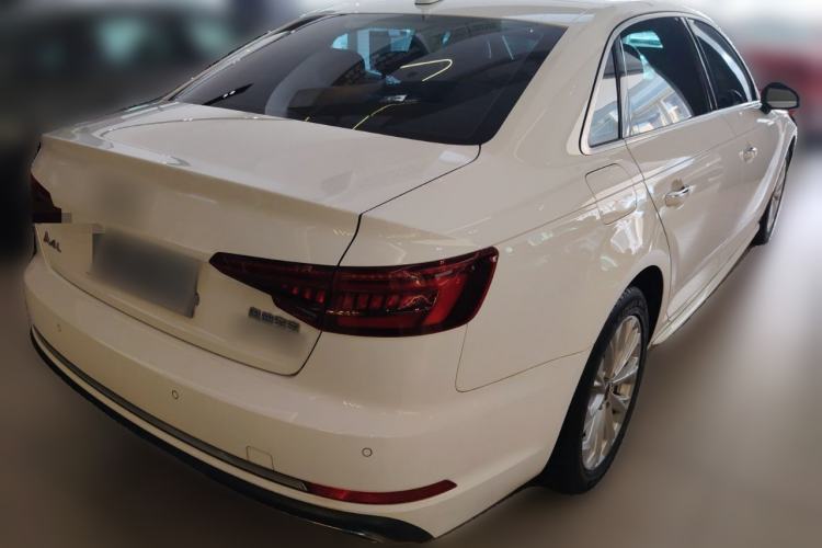 Used Audi A4L 2019 40 TFSI Ambition China VI Rear Right 45 Deg